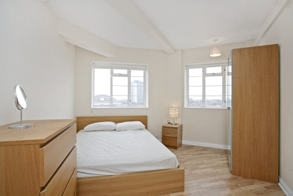 Квартира в Лондоне, Великобритания, 60 м² - фото 1