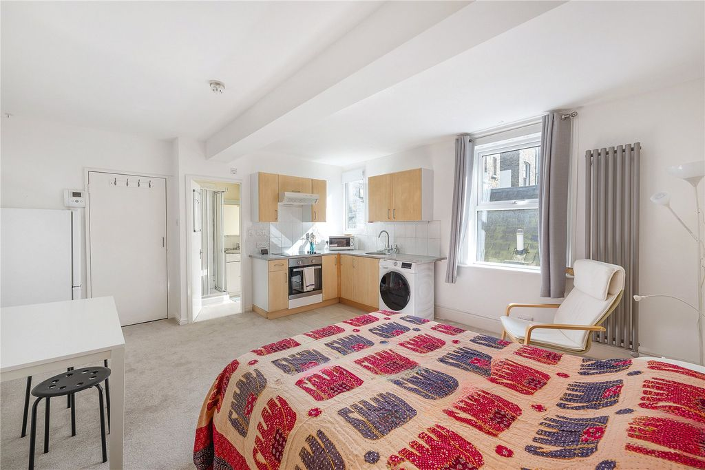 Квартира в Лондоне, Великобритания, 28 м² - фото 1