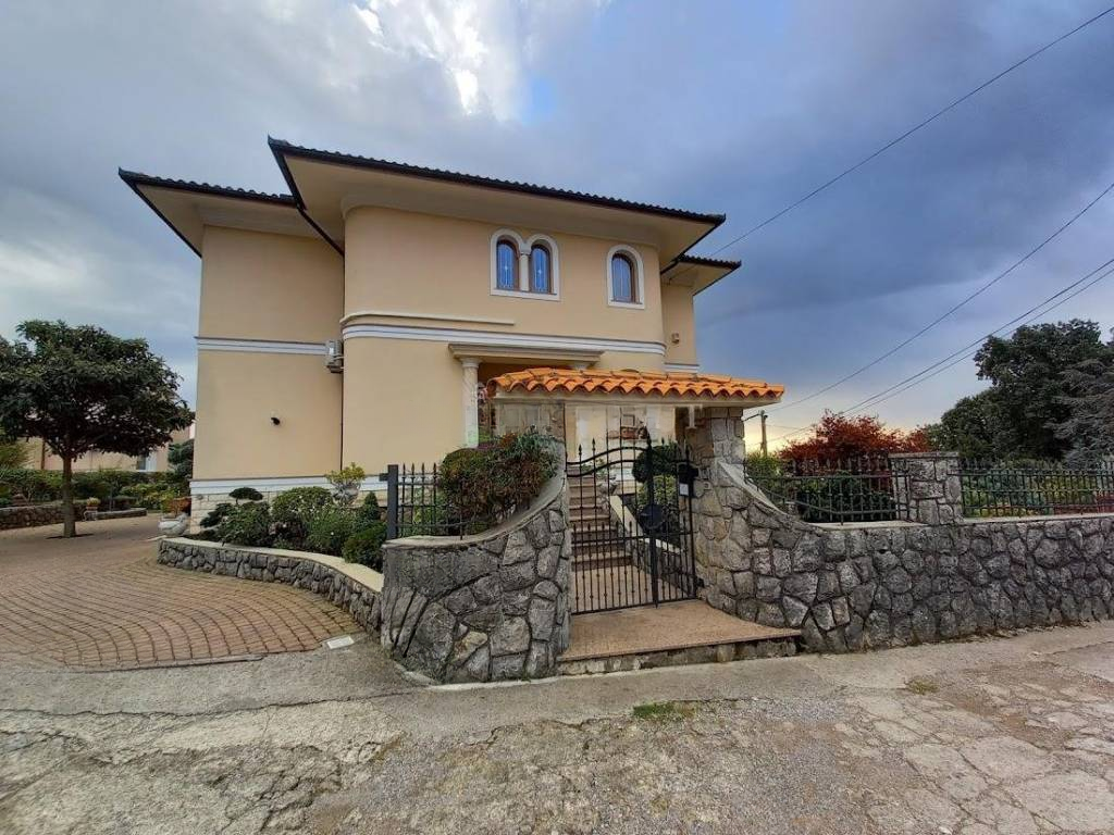 Дом в Опатии, Хорватия, 300 м² - фото 1