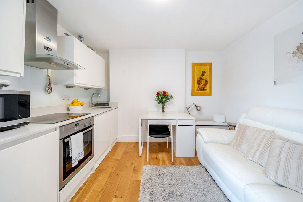 Квартира в Лондоне, Великобритания, 23 м² - фото 1