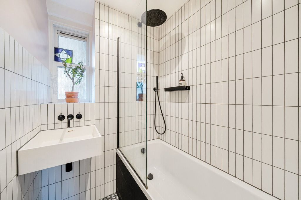 Квартира в Лондоне, Великобритания, 56 м² - фото 1