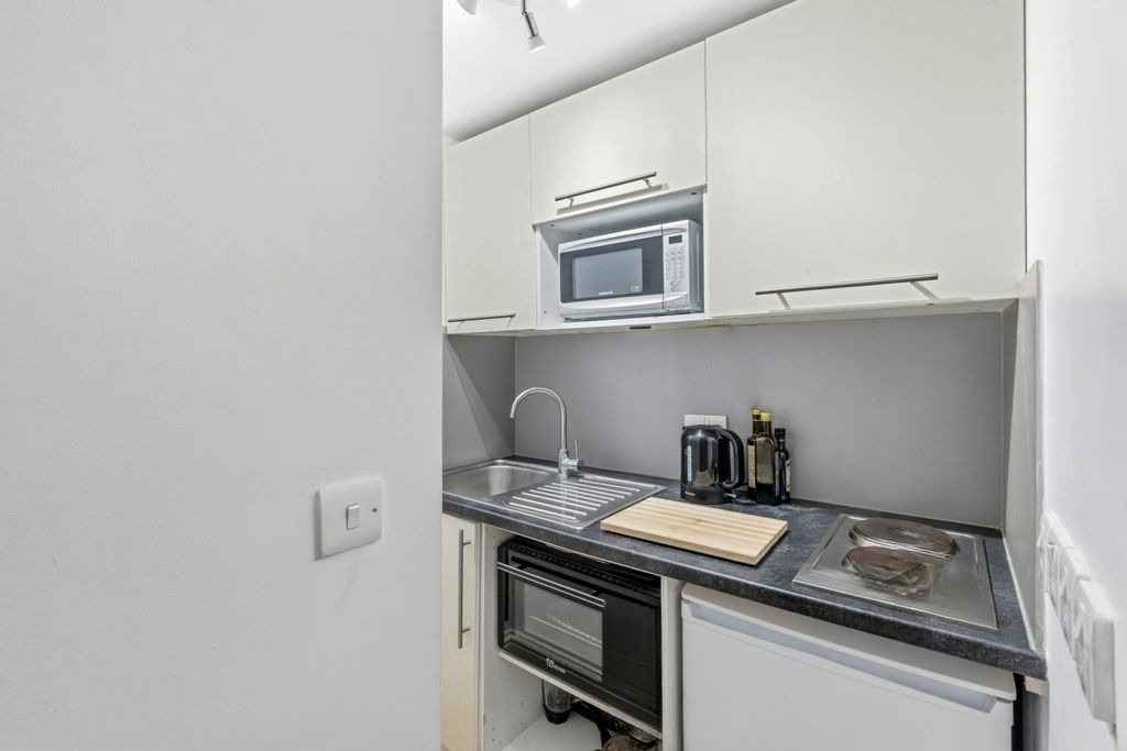 Квартира в Лондоне, Великобритания, 17 м² - фото 1