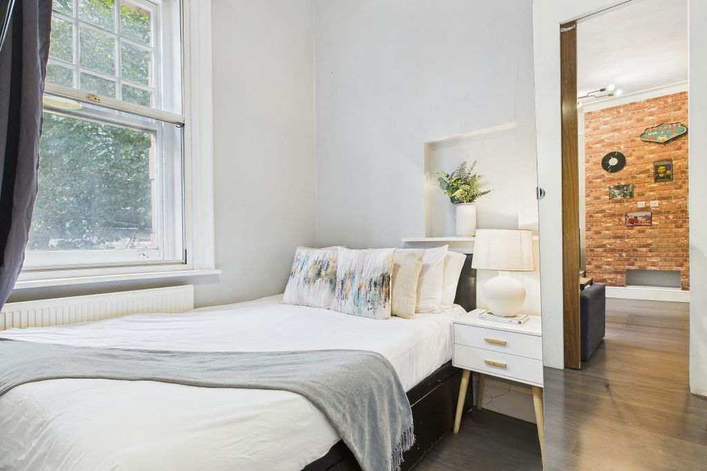 Квартира в Лондоне, Великобритания, 30 м² - фото 2