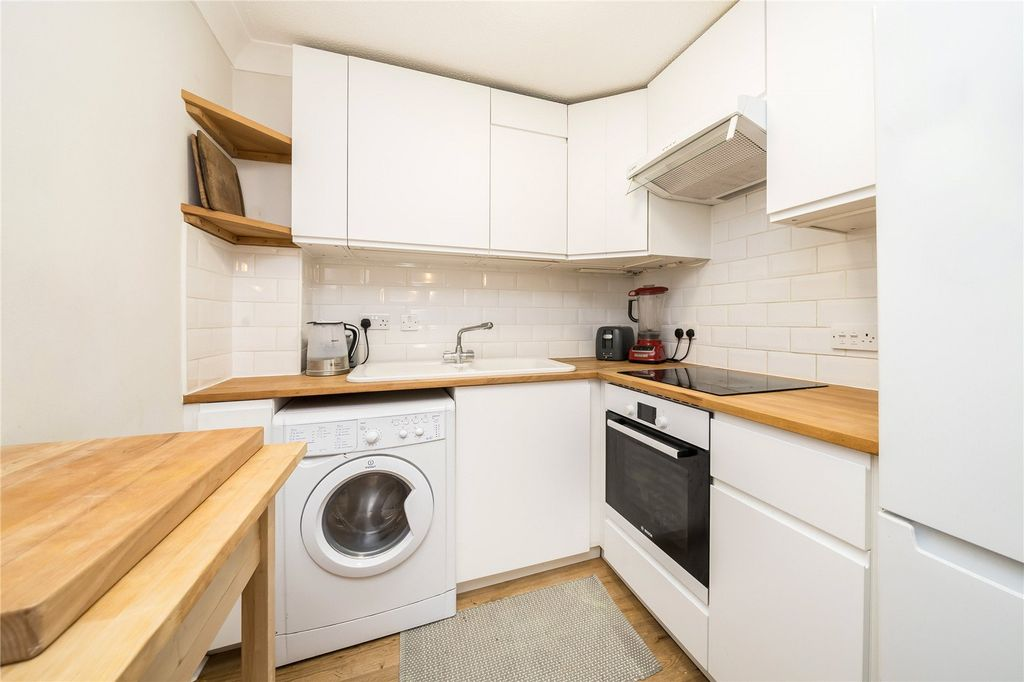 Квартира в Лондоне, Великобритания, 47 м² - фото 2