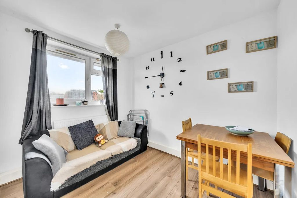 Квартира в Лондоне, Великобритания, 63 м² - фото 2