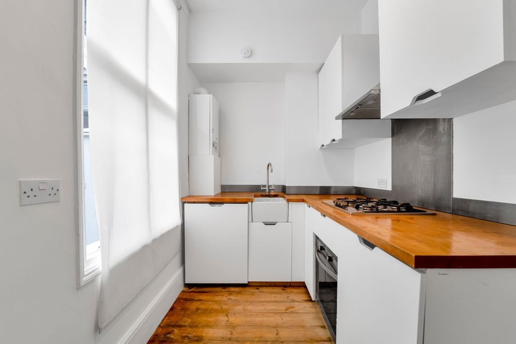 Квартира в Лондоне, Великобритания, 40 м² - фото 2