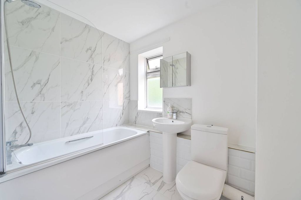 Квартира в Лондоне, Великобритания, 47 м² - фото 2