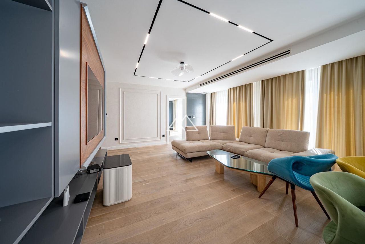 Апартаменты в Тивате, Черногория, 164 м² - фото 7