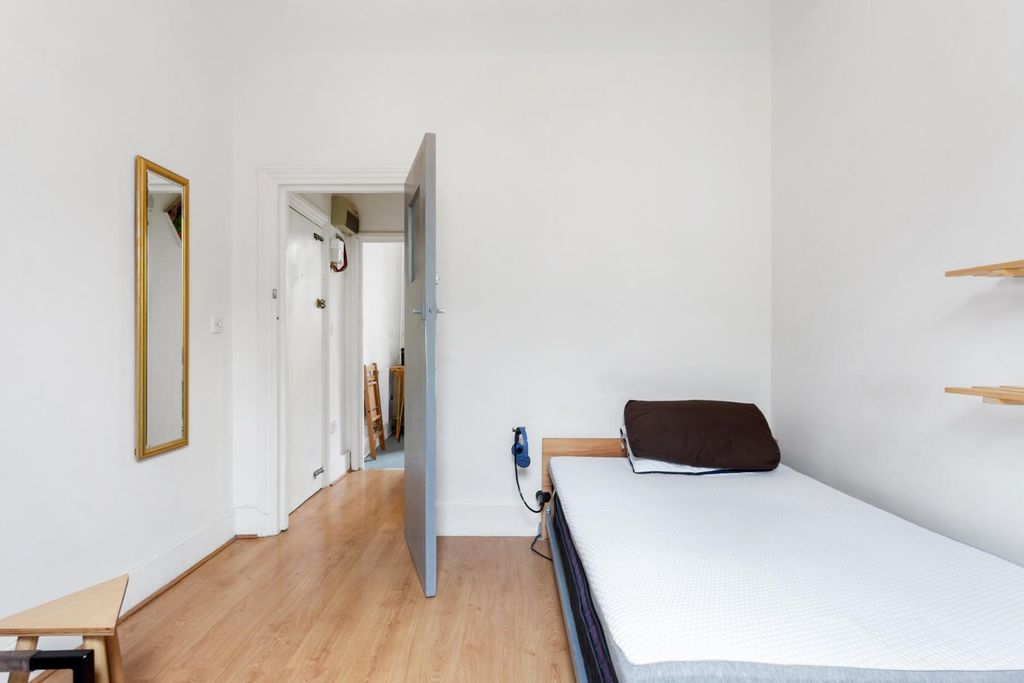 Квартира в Лондоне, Великобритания, 65 м² - фото 2