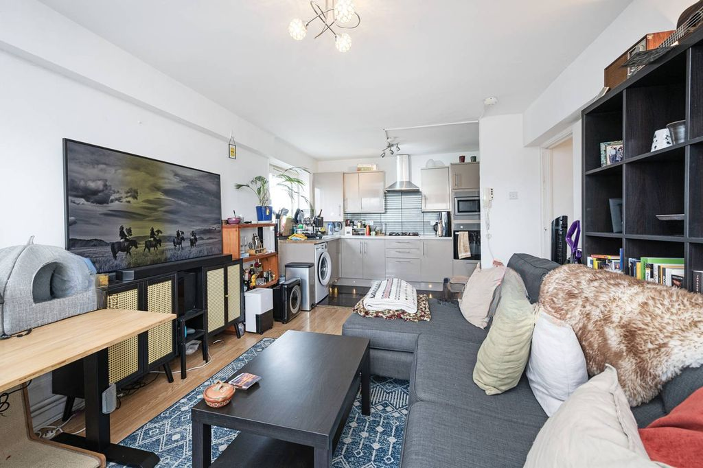 Квартира в Лондоне, Великобритания, 62 м² - фото 2