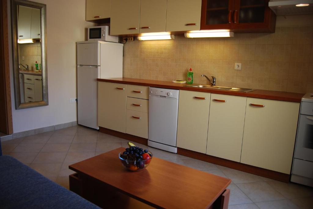 Отель, гостиница в Средней Далмации, Хорватия, 400 м² - фото 12