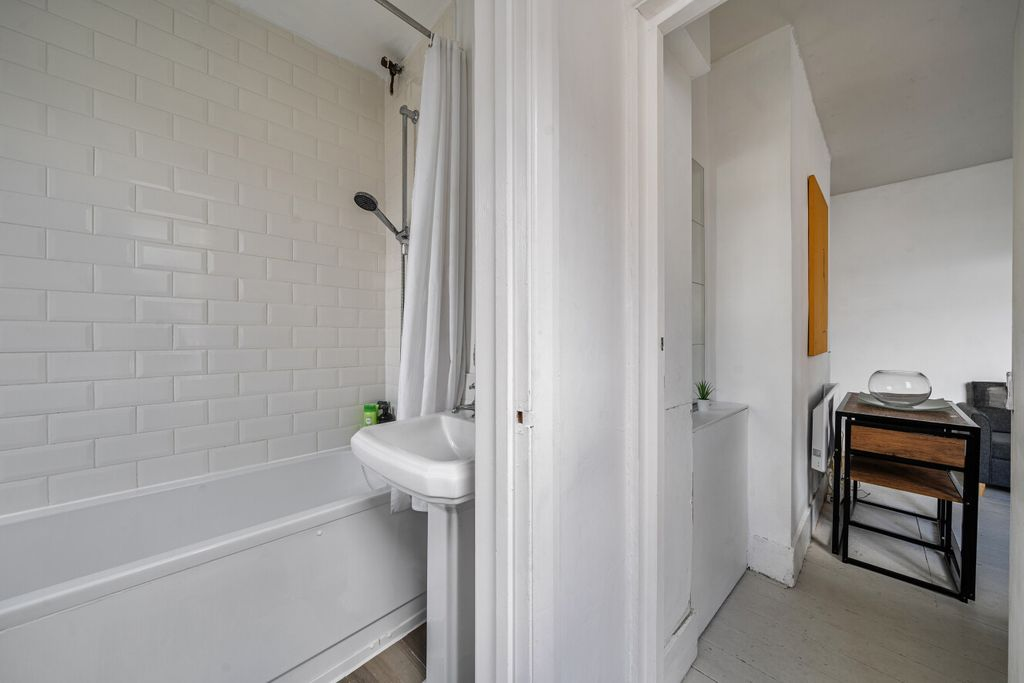 Квартира в Лондоне, Великобритания, 30 м² - фото 3