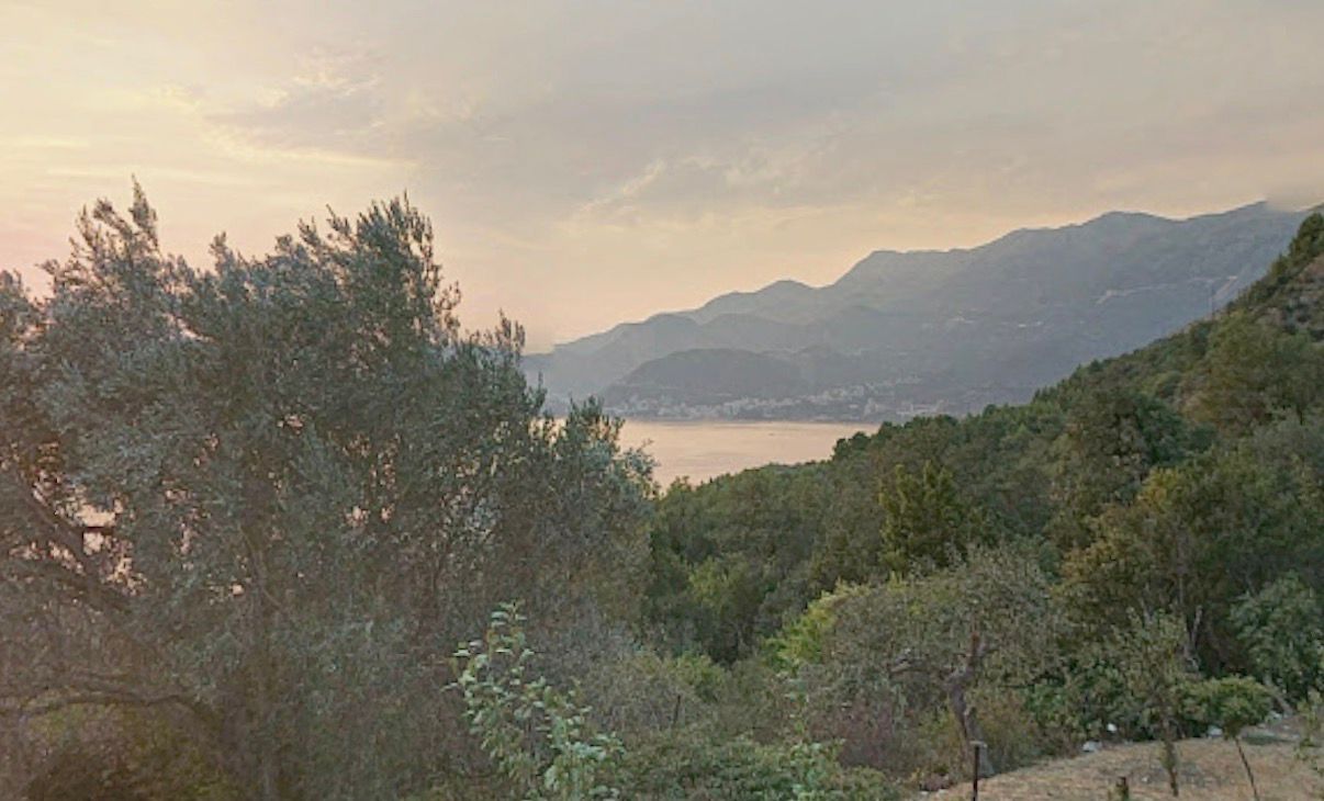 Земля в Святом Стефане, Черногория, 9 000 м² - фото 3