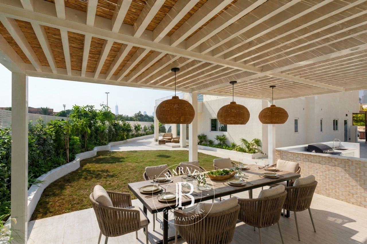 Вилла в Дубае, ОАЭ, 390.2 м² - фото 12