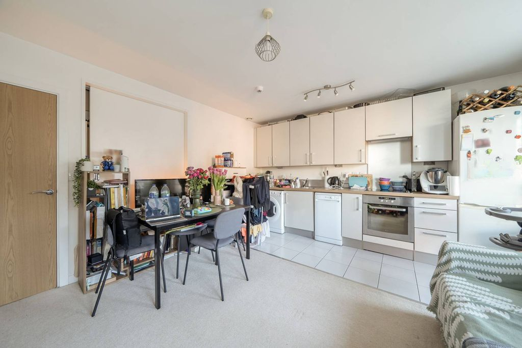 Квартира в Лондоне, Великобритания, 40 м² - фото 4