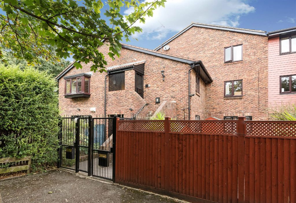 Квартира в Лондоне, Великобритания, 62 м² - фото 4