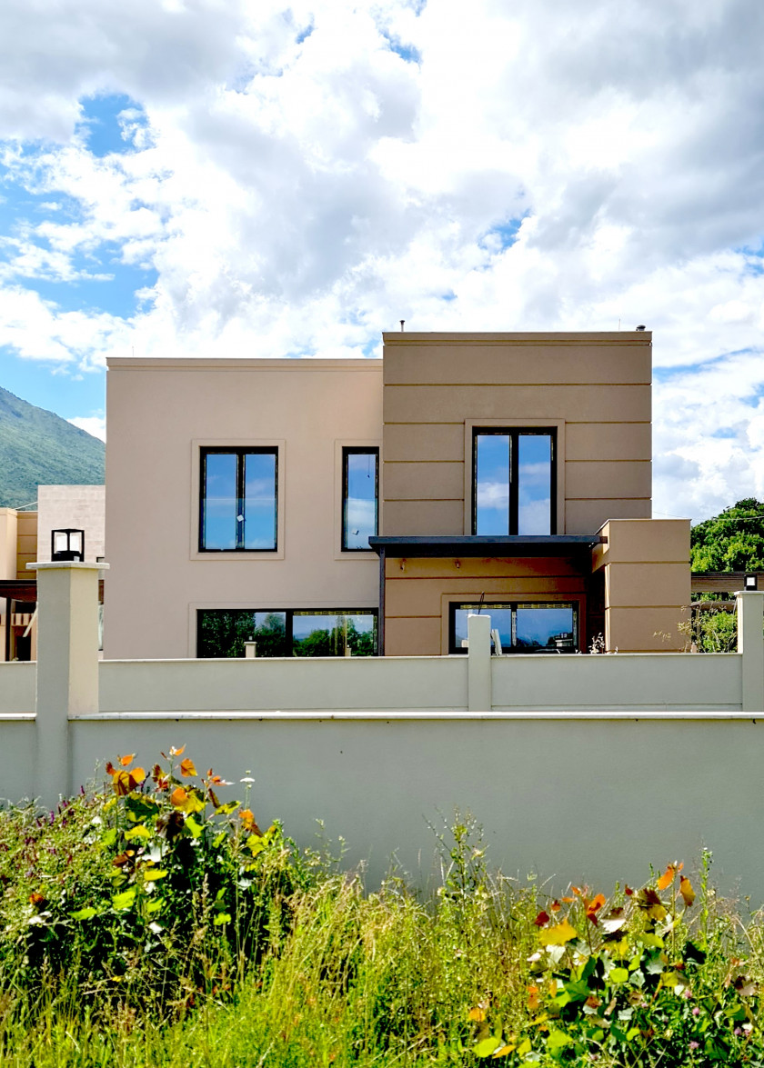 Дом в Даниловграде, Черногория, 200 м² - фото 2