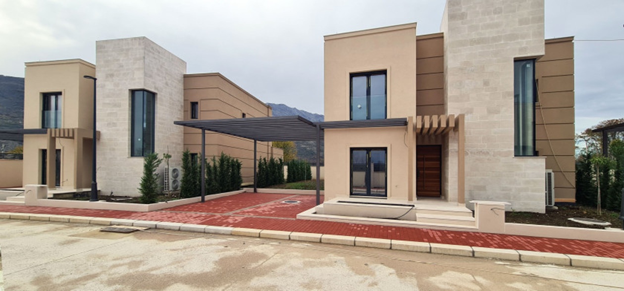 Дом в Даниловграде, Черногория, 200 м² - фото 1