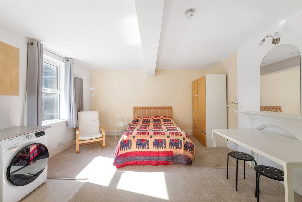 Квартира в Лондоне, Великобритания, 28 м² - фото 4