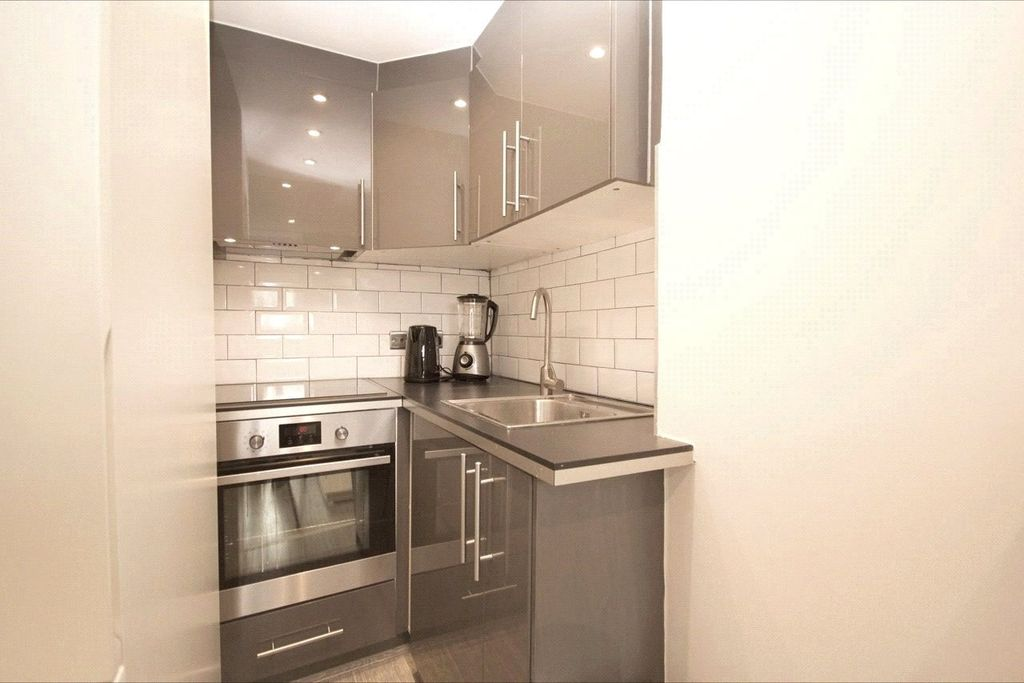 Квартира в Лондоне, Великобритания, 27 м² - фото 5