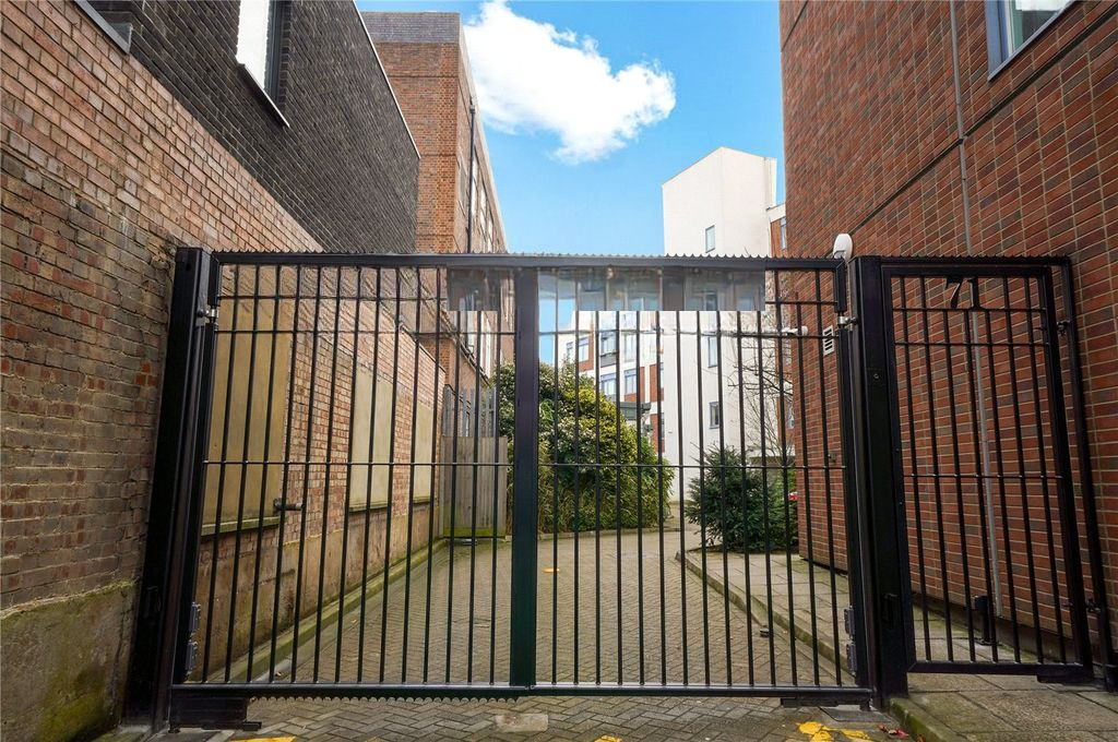 Квартира в Лондоне, Великобритания, 50 м² - фото 5