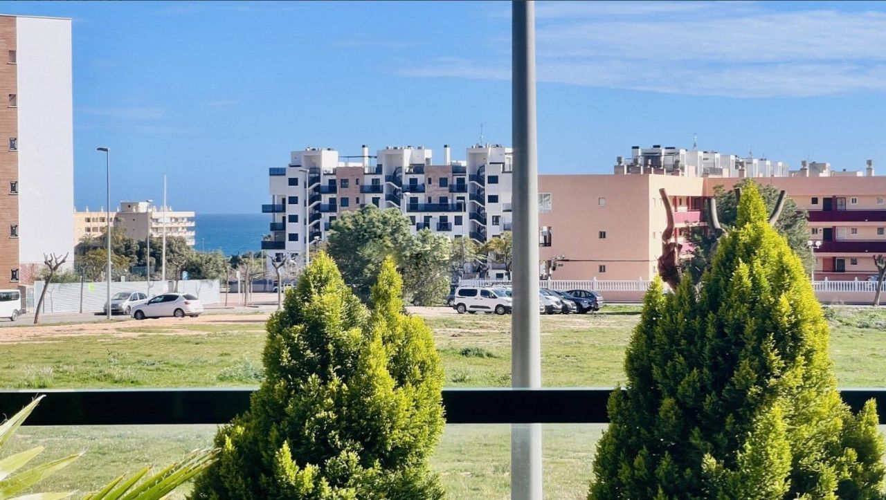 Апартаменты в Миль-Пальмерасе, Испания, 70 м² - фото 4