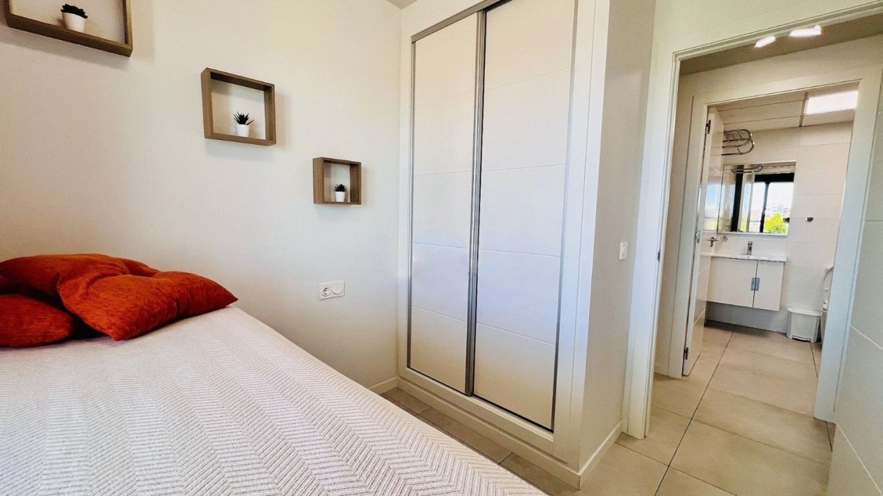 Апартаменты в Миль-Пальмерасе, Испания, 70 м² - фото 13