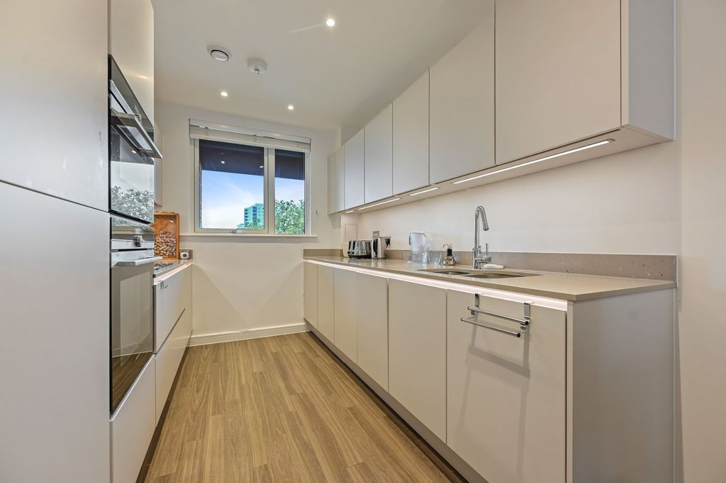 Квартира в Лондоне, Великобритания, 8 м² - фото 6