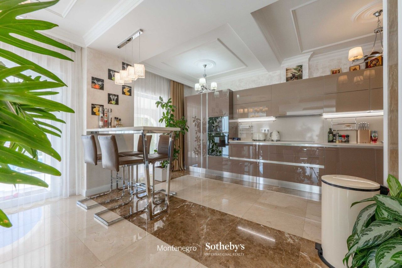 Вилла в Будве, Черногория, 410 м² - фото 7