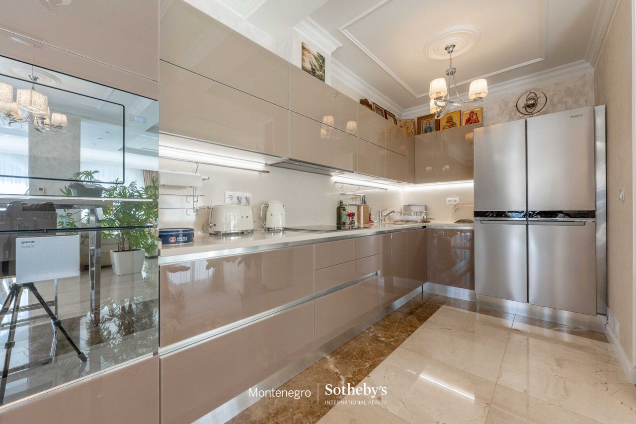 Вилла в Будве, Черногория, 410 м² - фото 8