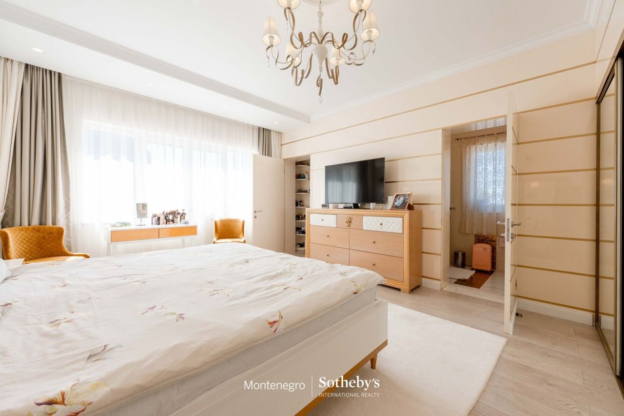 Вилла в Будве, Черногория, 410 м² - фото 13