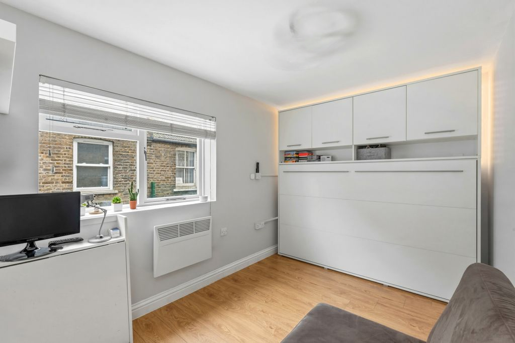 Квартира в Лондоне, Великобритания, 17 м² - фото 7