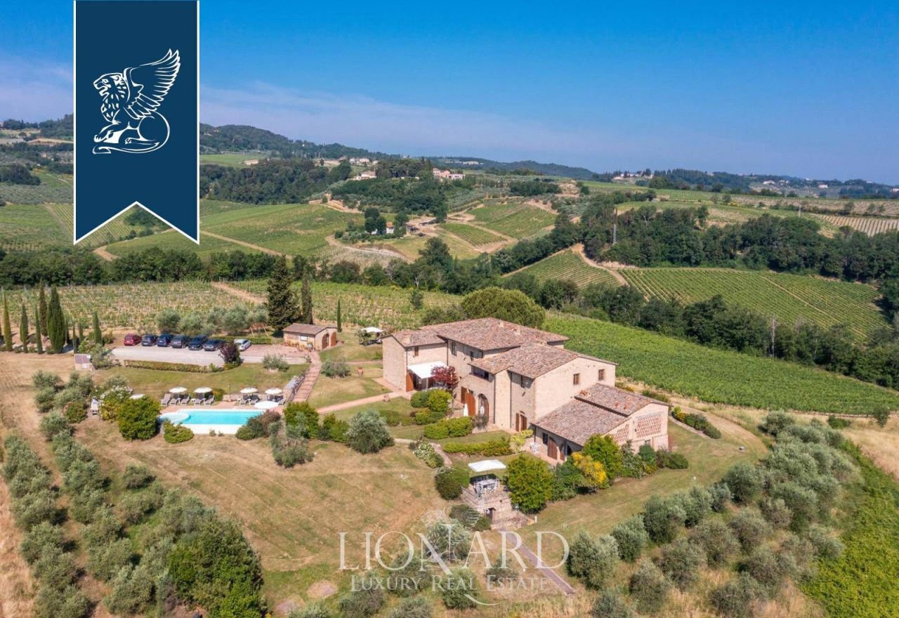 Ферма в Сан-Джиминьяно, Италия, 1 323 м² - фото 3