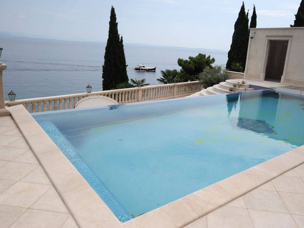 Дом в Опатии, Хорватия, 1 354 м² - фото 8