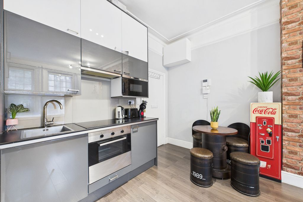 Квартира в Лондоне, Великобритания, 30 м² - фото 8