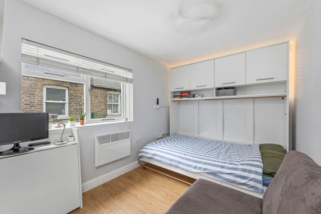 Квартира в Лондоне, Великобритания, 17 м² - фото 8