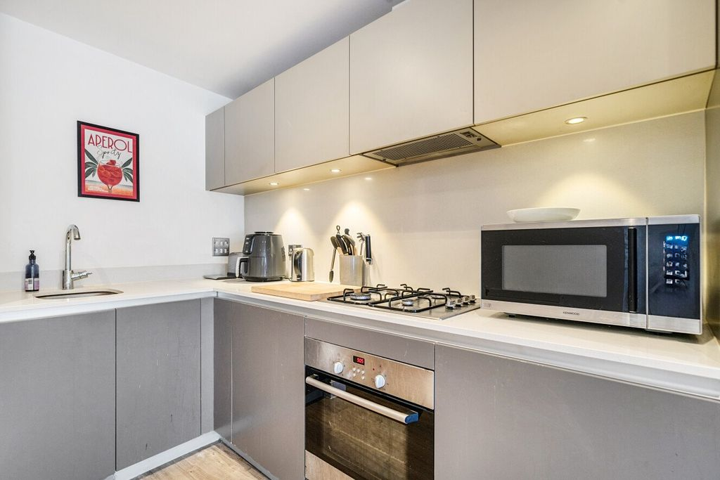 Квартира в Лондоне, Великобритания, 57 м² - фото 9