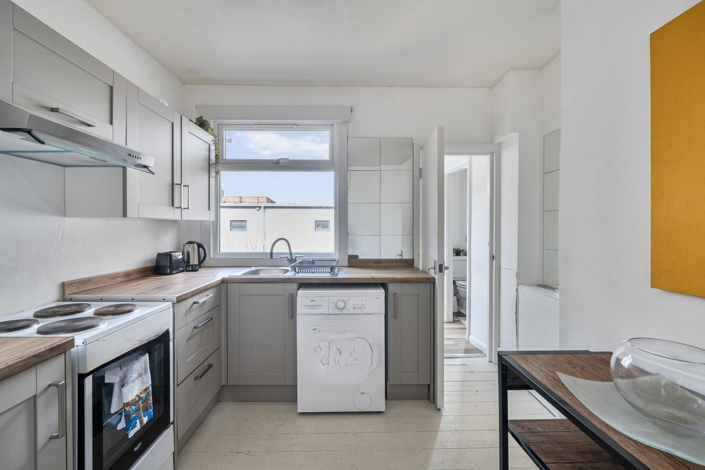 Квартира в Лондоне, Великобритания, 30 м² - фото 9