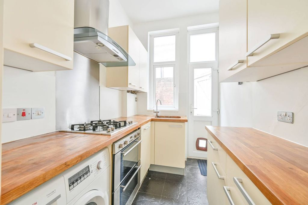 Квартира в Лондоне, Великобритания, 48 м² - фото 9