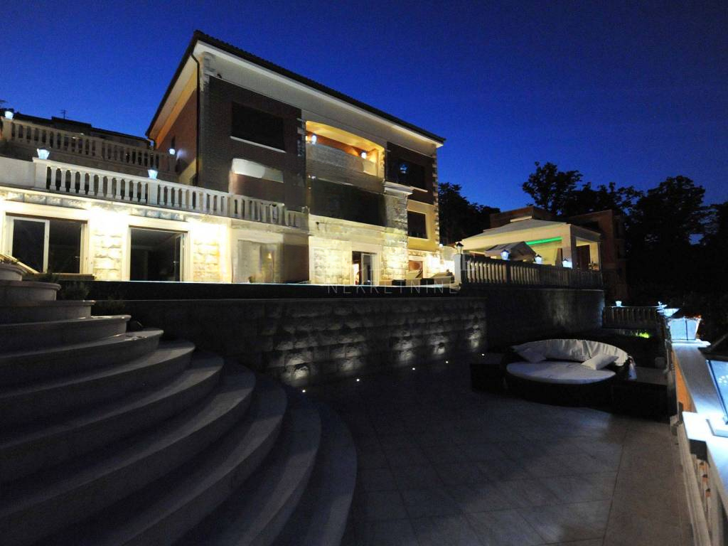 Дом в Опатии, Хорватия, 1 354 м² - фото 10