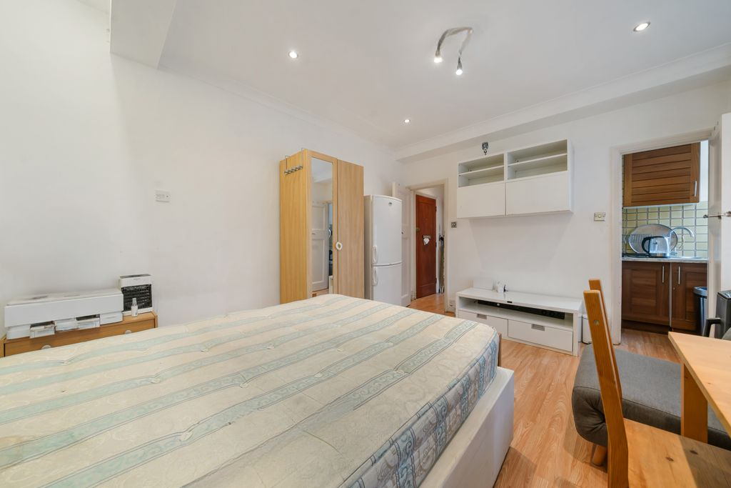 Квартира в Лондоне, Великобритания, 24 м² - фото 10