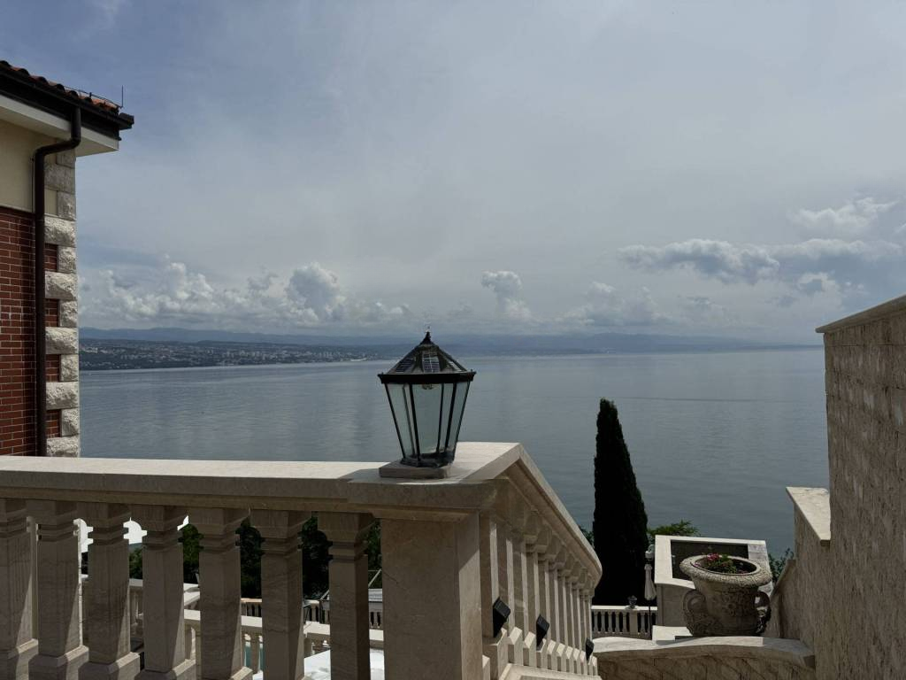 Дом в Опатии, Хорватия, 1 354 м² - фото 11