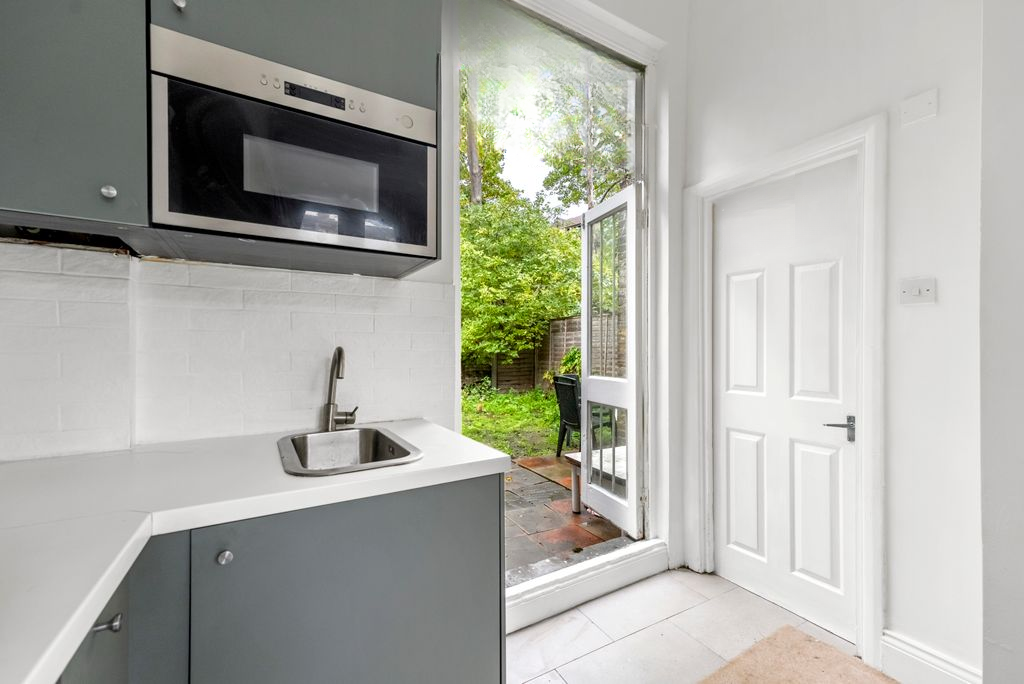 Квартира в Лондоне, Великобритания, 23 м² - фото 11