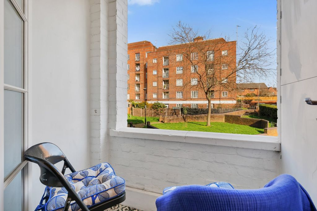 Квартира в Лондоне, Великобритания, 65 м² - фото 11