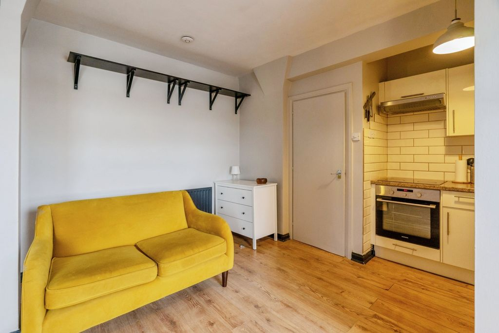 Квартира в Лондоне, Великобритания, 36 м² - фото 12