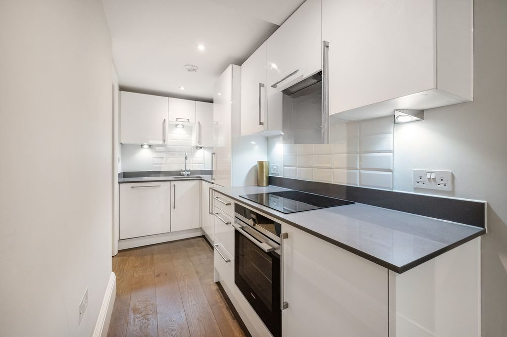 Квартира в Лондоне, Великобритания, 34 м² - фото 12