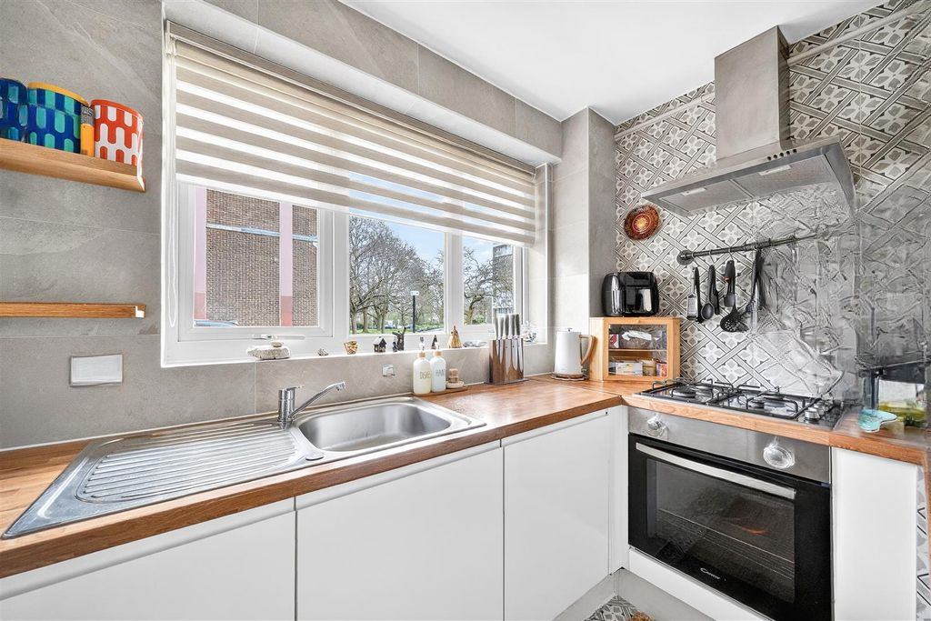 Квартира в Лондоне, Великобритания, 47 м² - фото 13