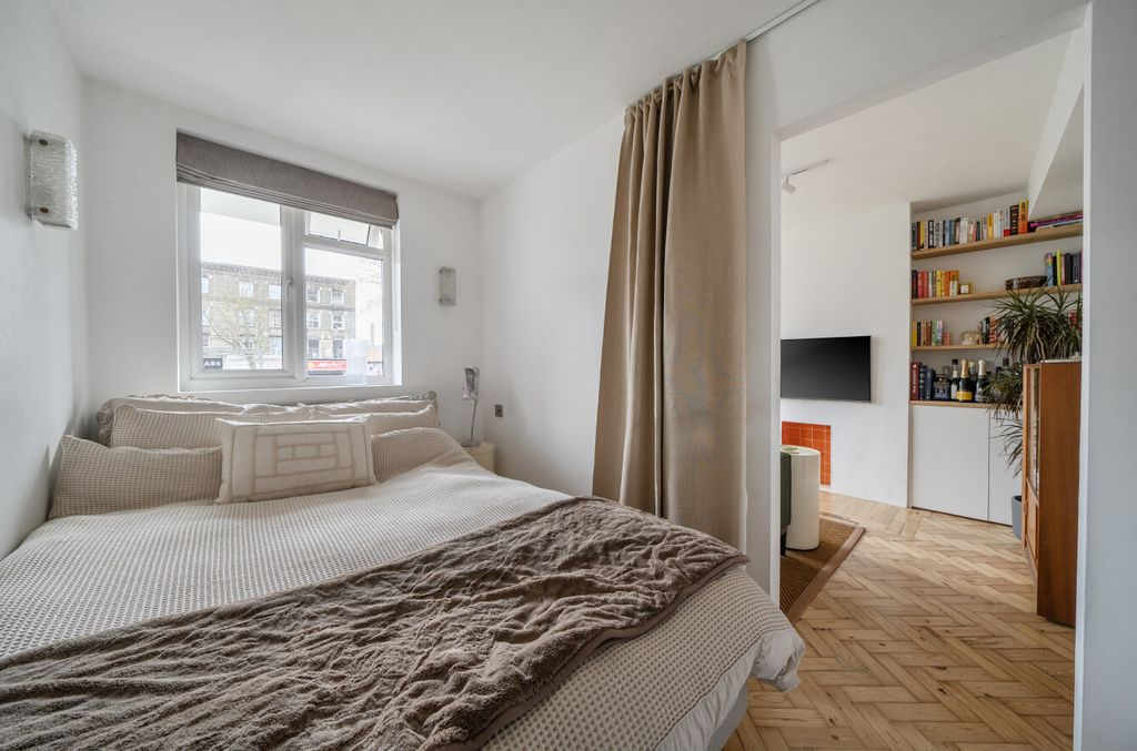 Квартира в Лондоне, Великобритания, 30 м² - фото 13