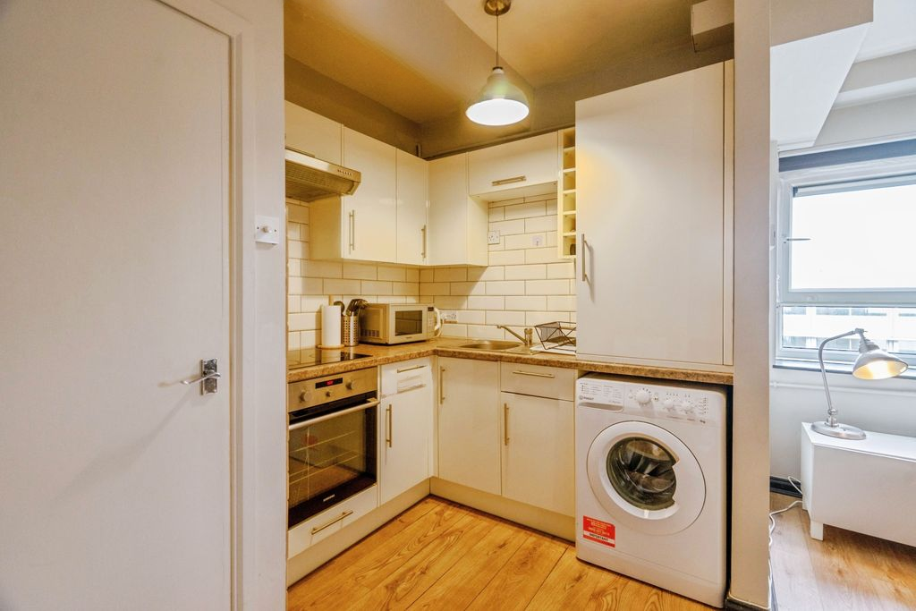 Квартира в Лондоне, Великобритания, 36 м² - фото 16