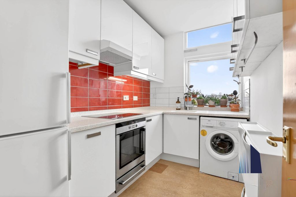 Квартира в Лондоне, Великобритания, 47 м² - фото 16